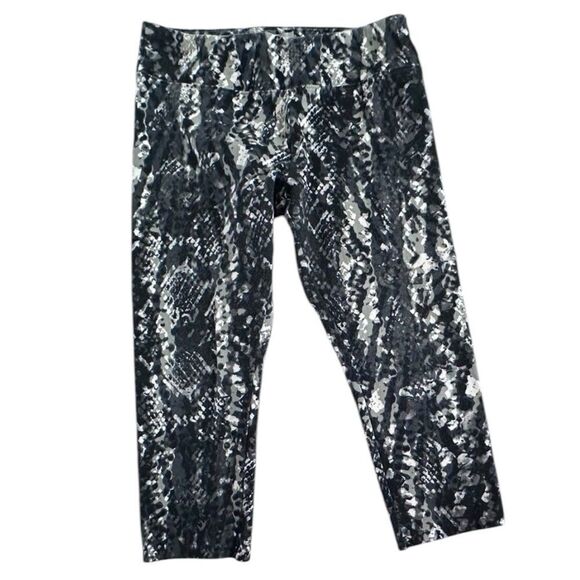 Andrew Marc New York Capri Leggings Size S. Black, grey, white. - Picture 1 of 5